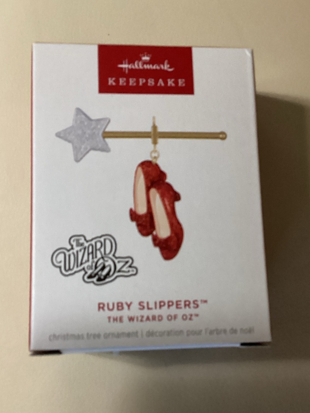 BNIB 2025 Hallmark Wizard of Oz Ruby Slippers
✨ Hard to Find / Sold Out Piece! ✨